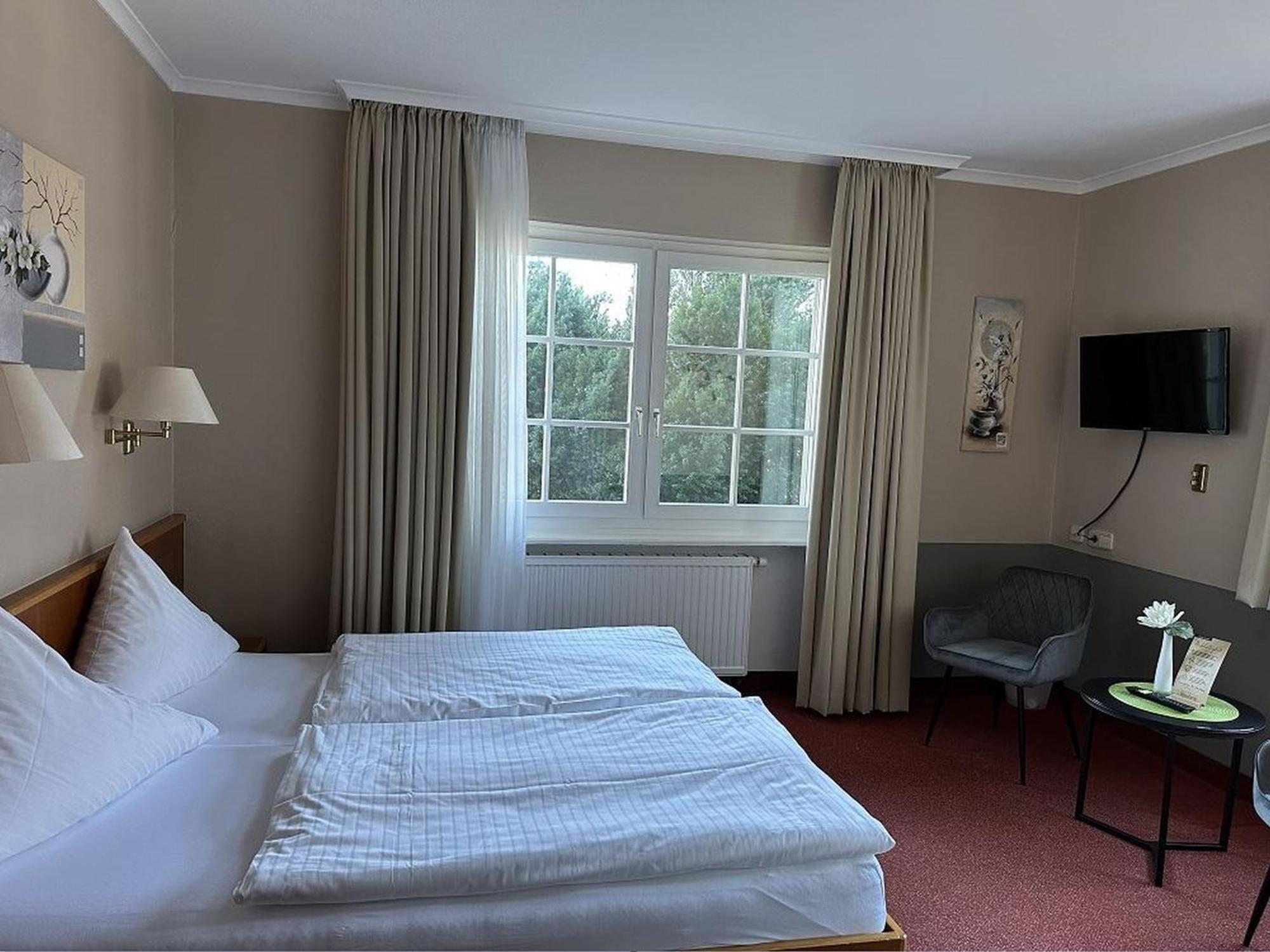 Hotel & Restaurant Weinberg Baden-Baden Bagian luar foto